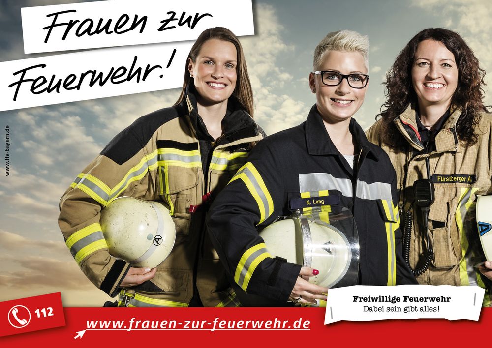 slider_frauen_zur_feuerwehr.jpg